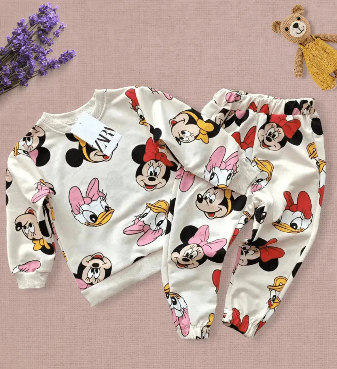 طقم Minnie Mouse – مريح وأنيق!
