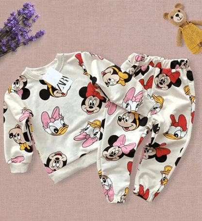 طقم Minnie Mouse  –  مريح وأنيق!