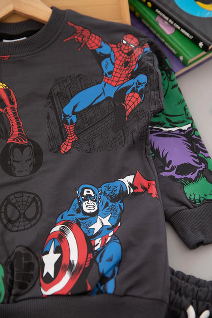 طقم The Avengers – إطلالة مميزة للأطفال
