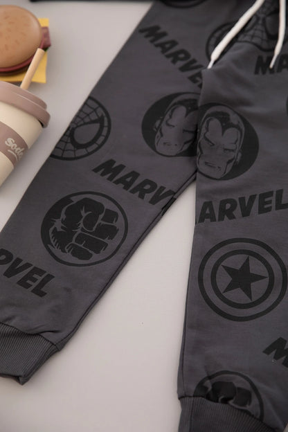طقم The Avengers – إطلالة مميزة للأطفال