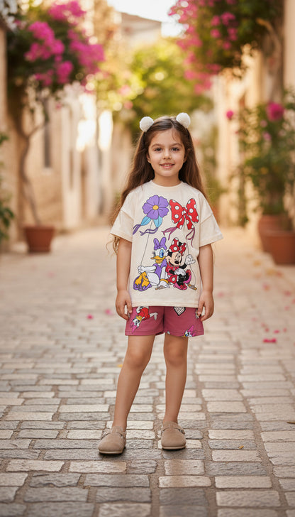 الصديقتان MINNIE وDAISY بتصميم لطيف