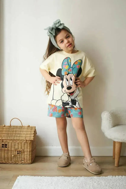 طقم Minnie Mouse – أناقة بناتية ساحرة